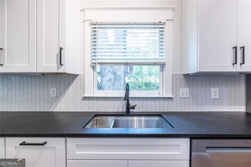 445 Loomis Avenue SE Atlanta GA 30312