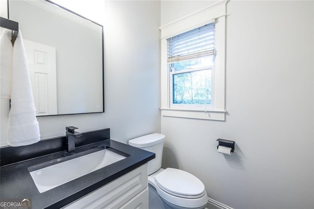 445 Loomis Avenue SE Atlanta GA 30312