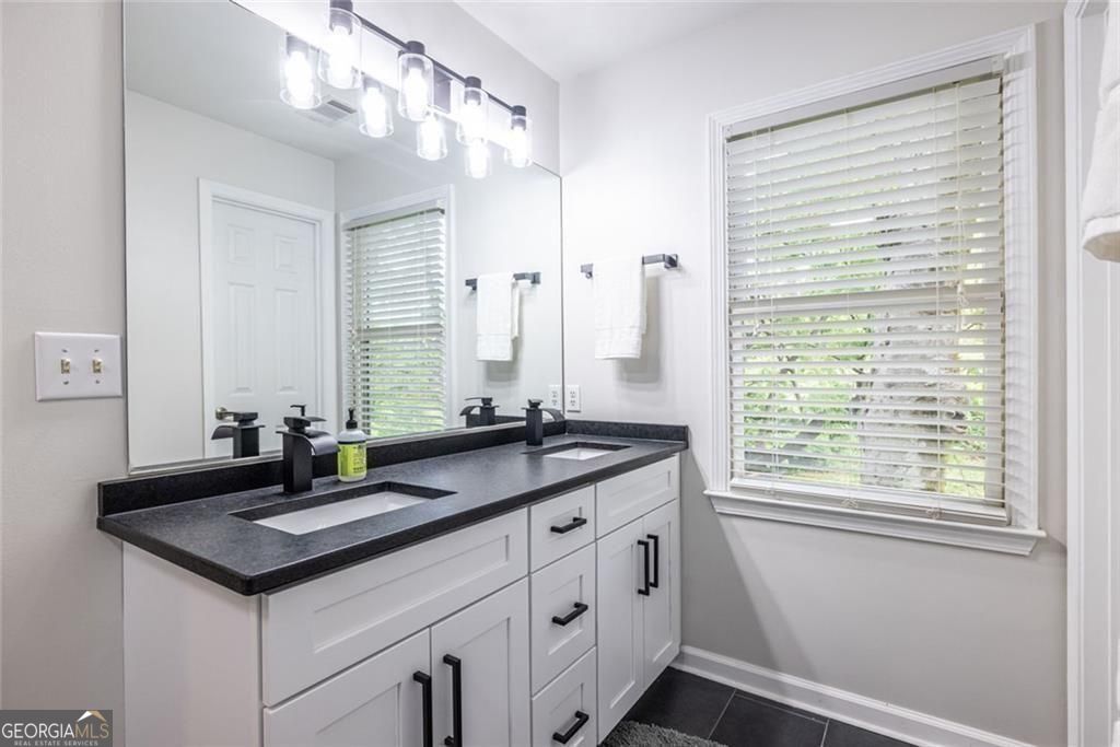 445 Loomis Avenue SE Atlanta GA 30312