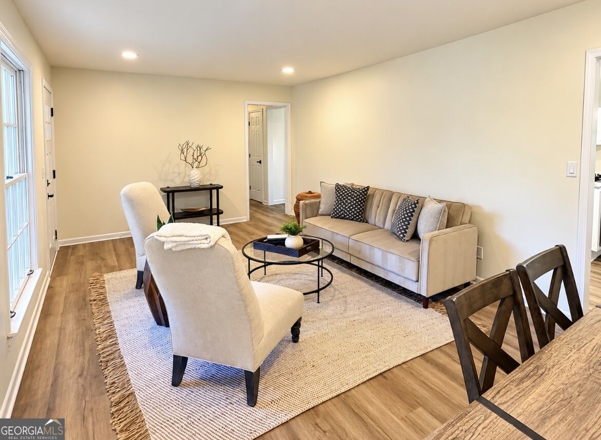 3098 Robindale Road Decatur GA 30034