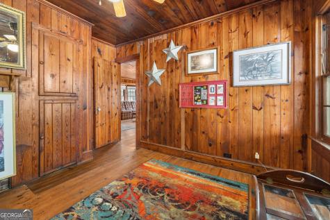 395 E Louise Street Clarkesville GA 30523