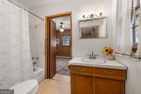 395 E Louise Street Clarkesville GA 30523