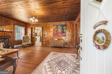 395 E Louise Street Clarkesville GA 30523