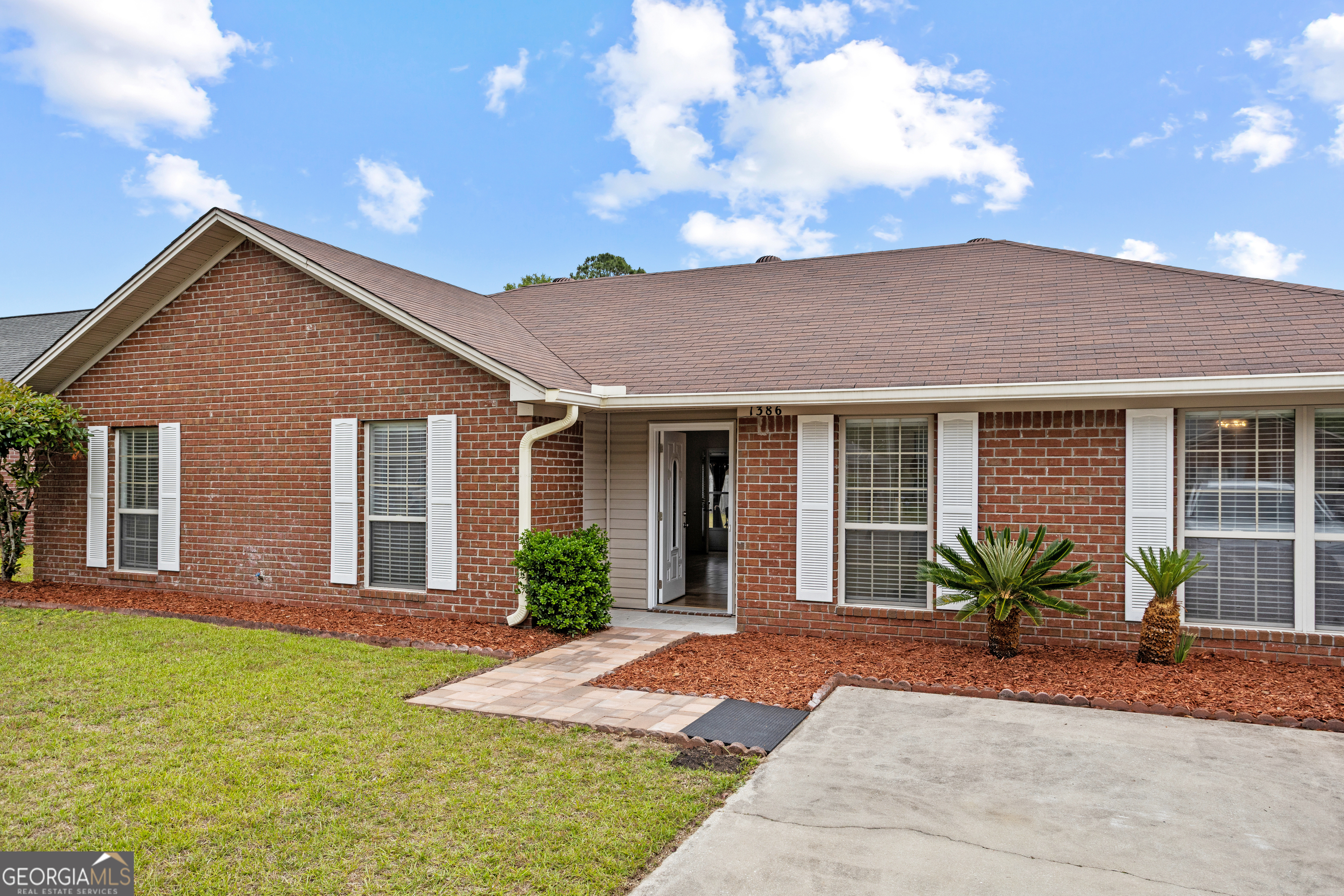 1386 Coalition Circle Hinesville GA 31313