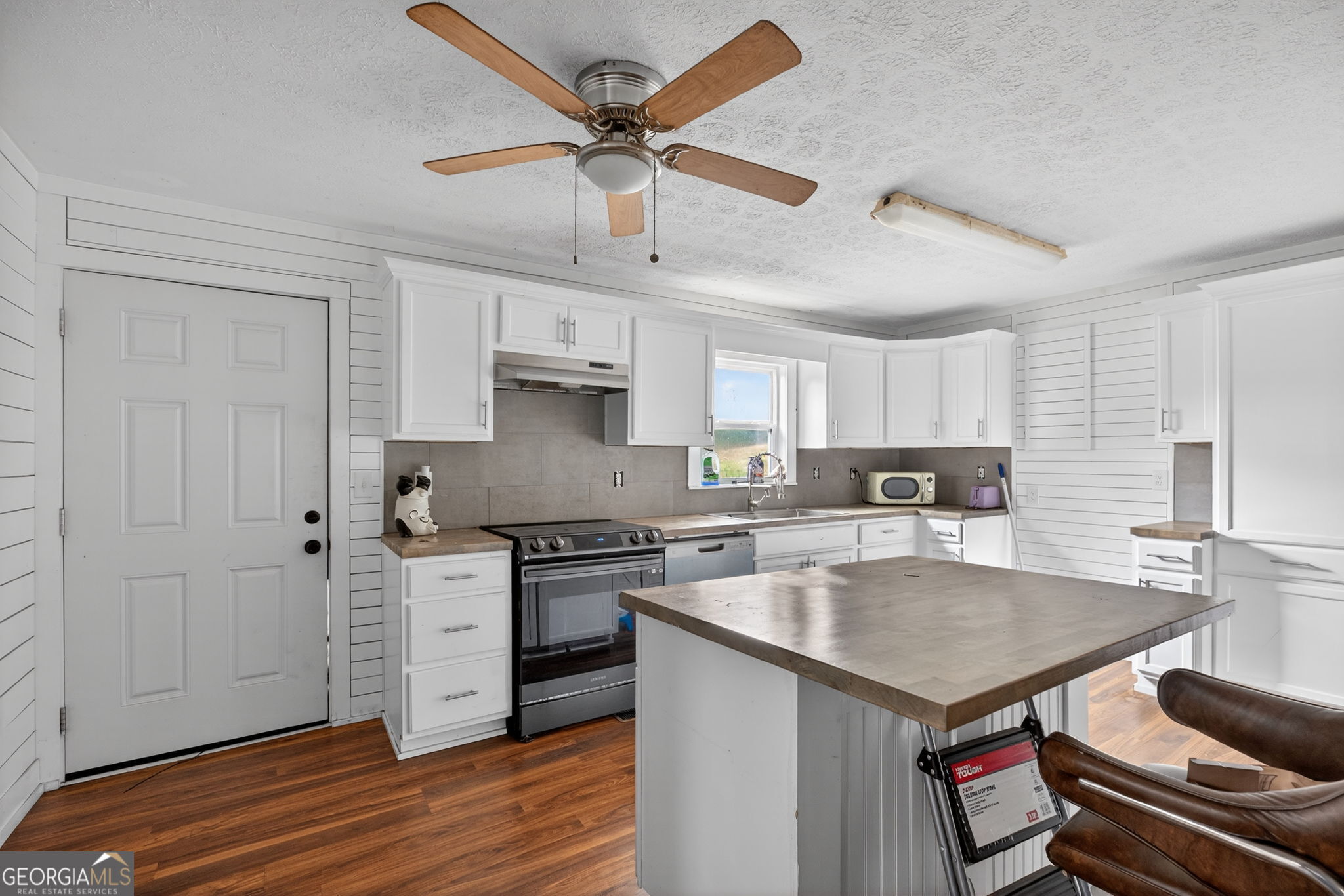 712 W 5 Highway Roopville GA 30170