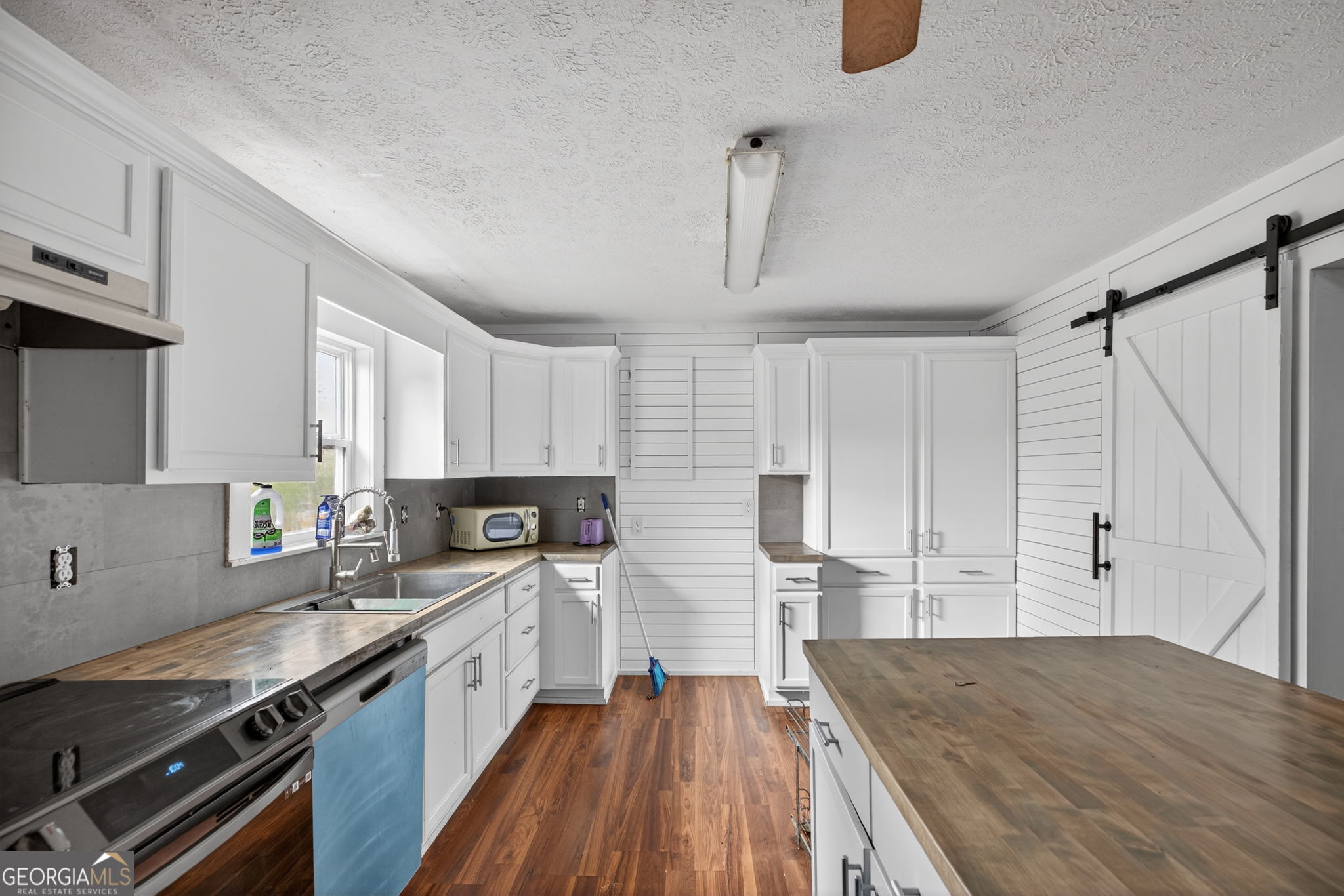 712 W 5 Highway Roopville GA 30170