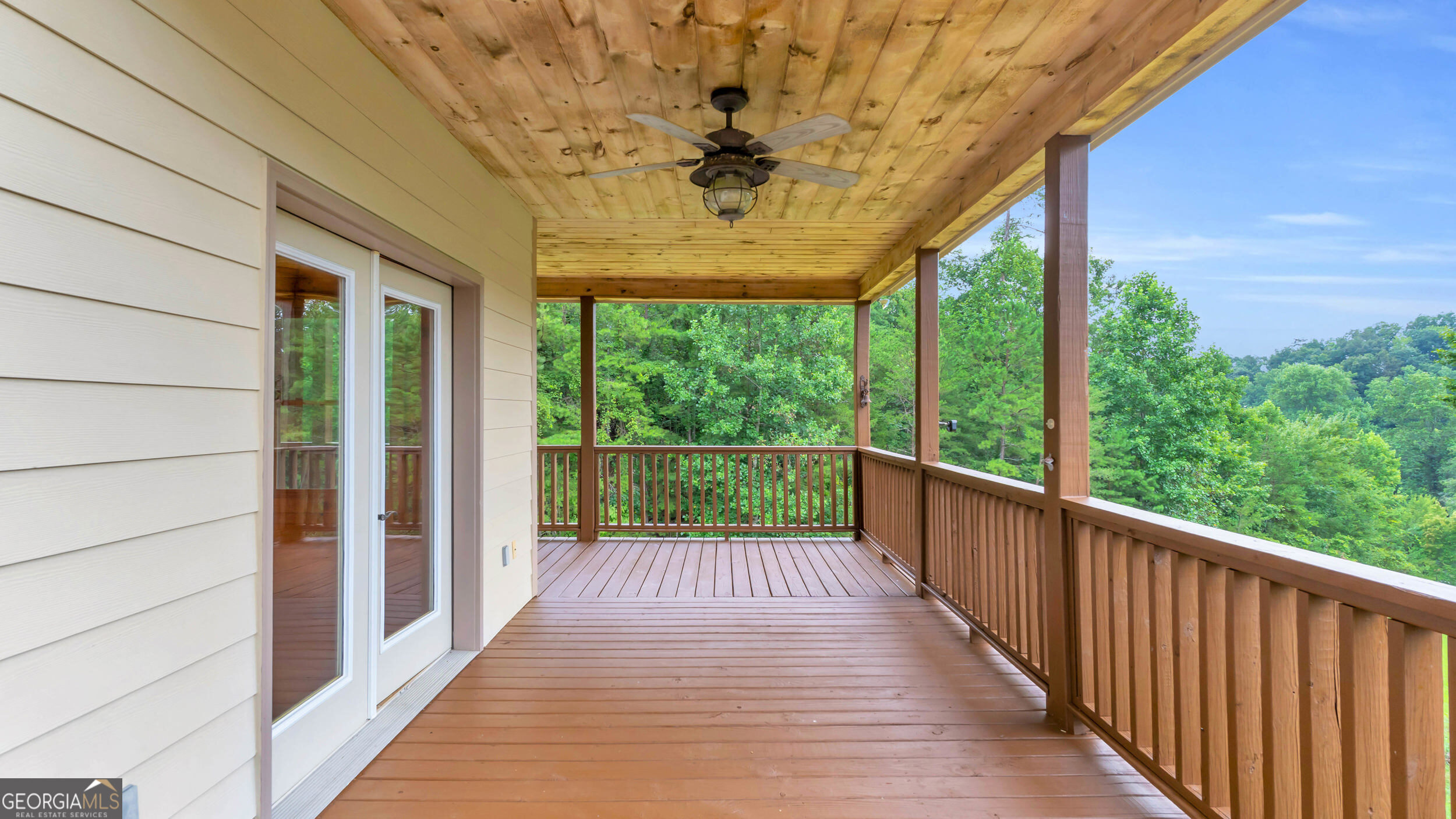 661 Toccoa River Forest Mineral Bluff GA 30559