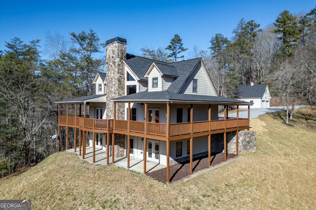 661 Toccoa River Forest Mineral Bluff GA 30559