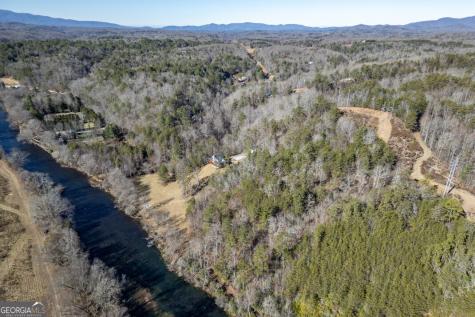 661 Toccoa River Forest Mineral Bluff GA 30559
