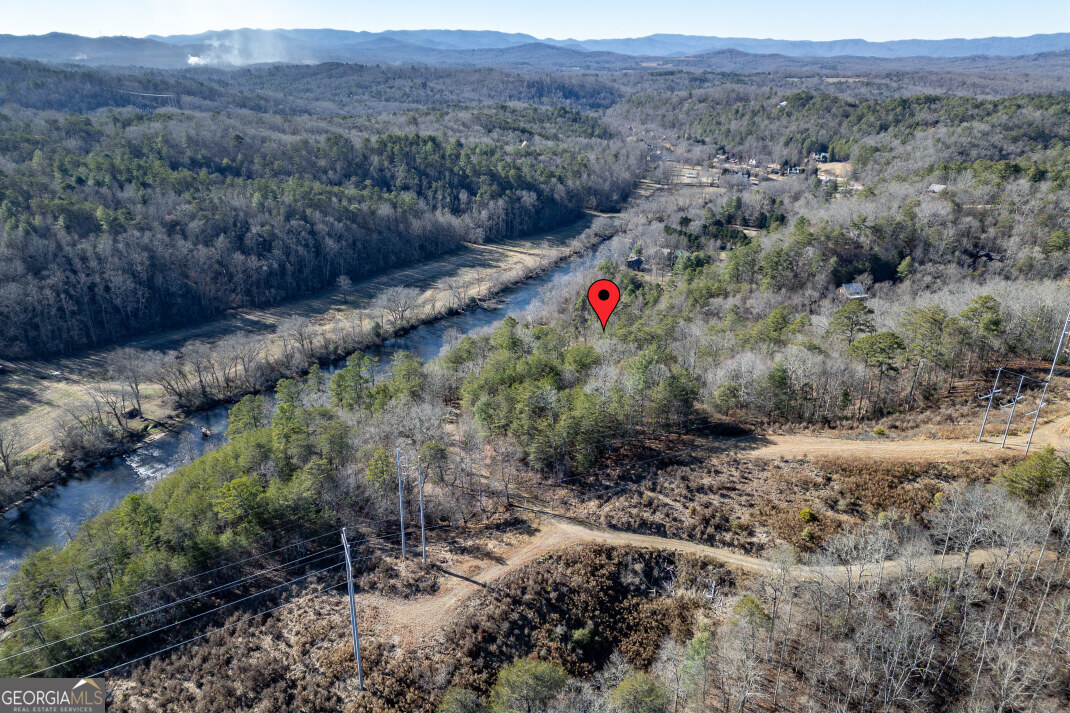 661 Toccoa River Forest Mineral Bluff GA 30559