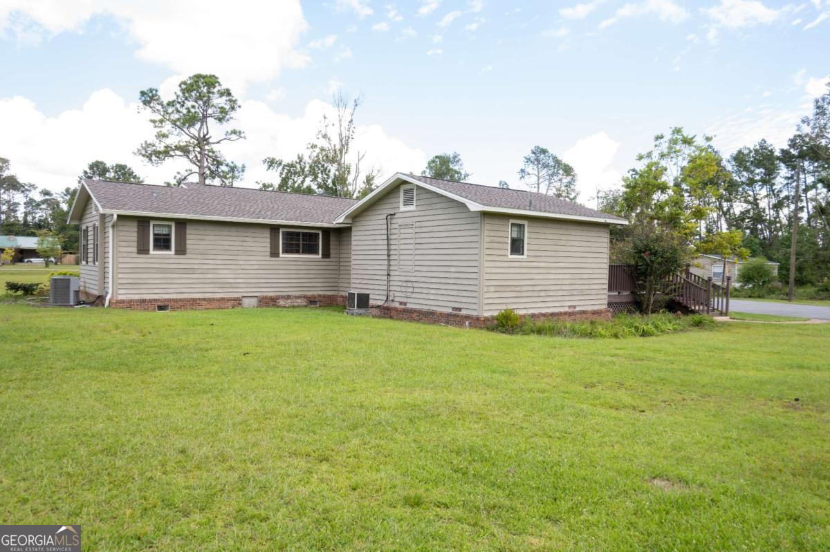 371 Burketts Ferry Road Hazlehurst GA 31539