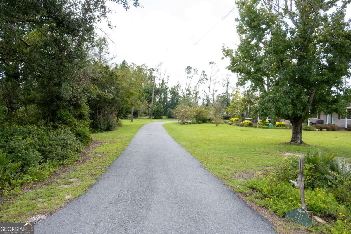 371 Burketts Ferry Road Hazlehurst GA 31539