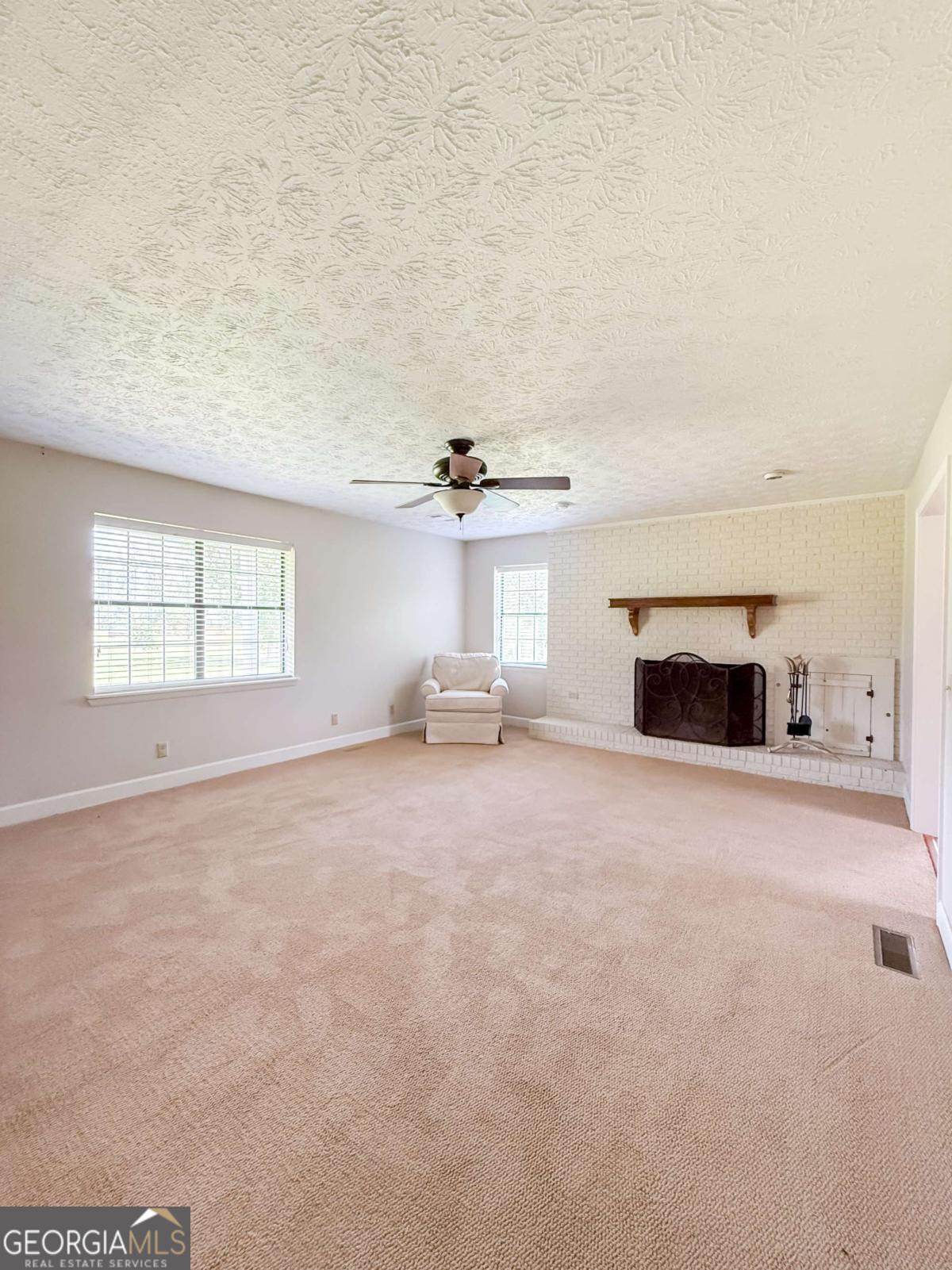 371 Burketts Ferry Road Hazlehurst GA 31539