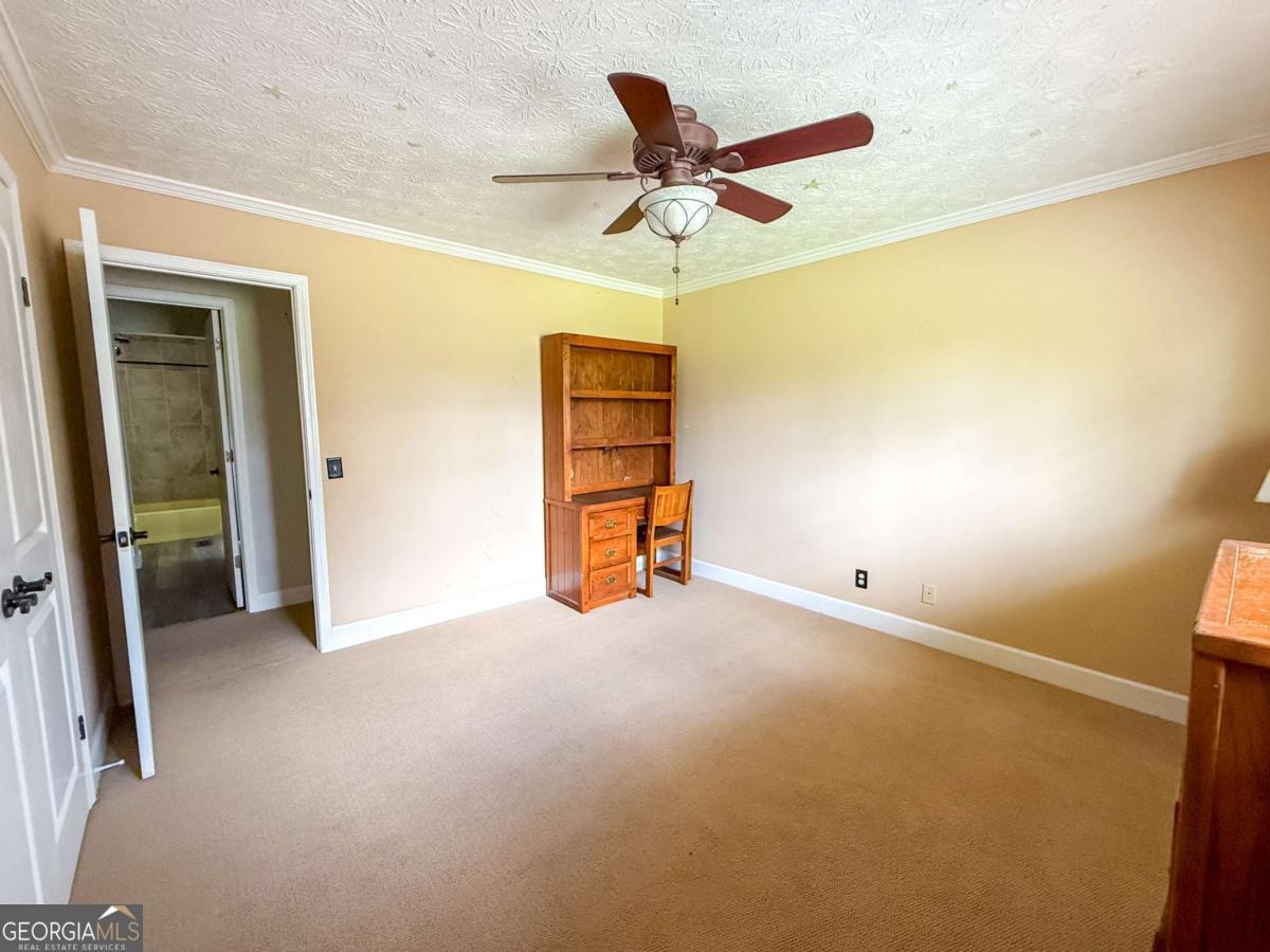 371 Burketts Ferry Road Hazlehurst GA 31539