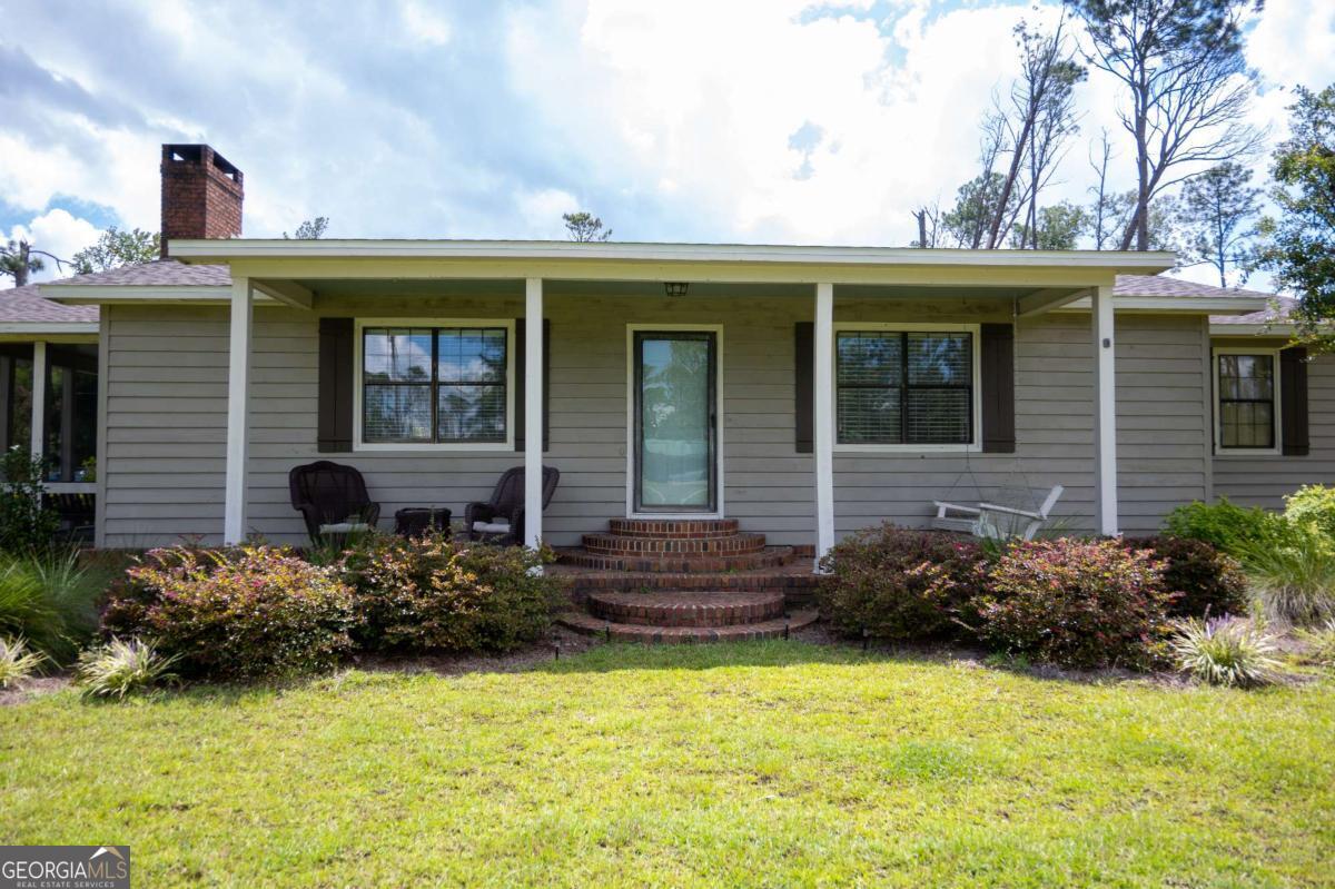 371 Burketts Ferry Road Hazlehurst GA 31539
