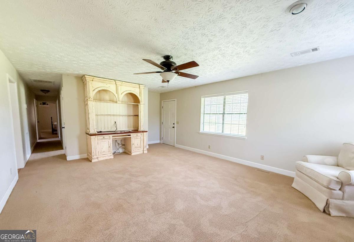 371 Burketts Ferry Road Hazlehurst GA 31539