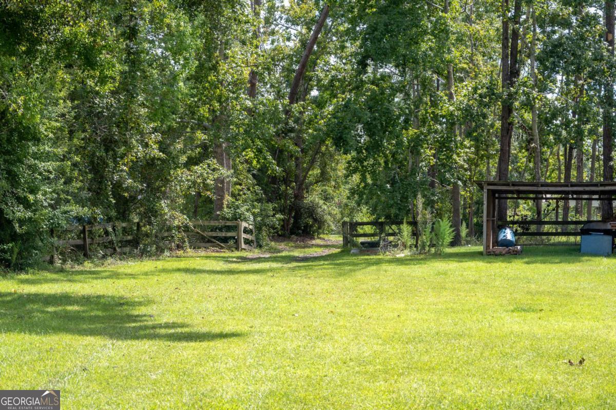 371 Burketts Ferry Road Hazlehurst GA 31539
