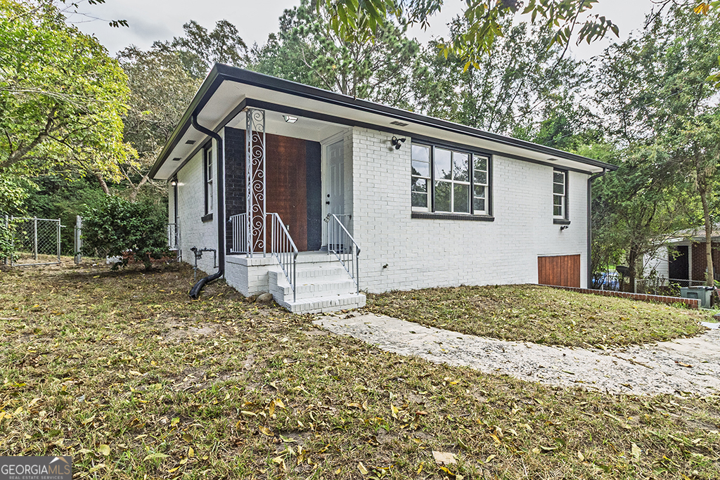 1124 N Beddingfield Drive Macon GA 31206