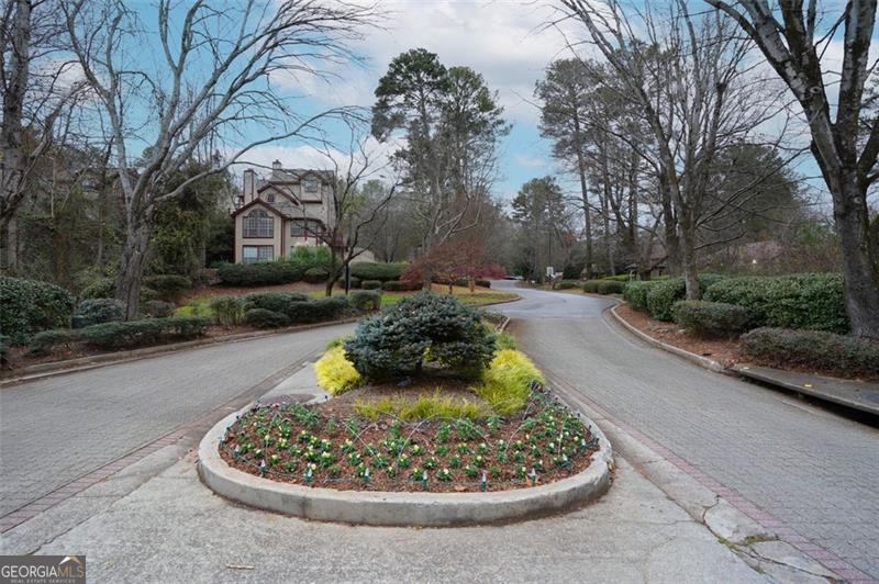 905 Wentworth Court Alpharetta GA 30022