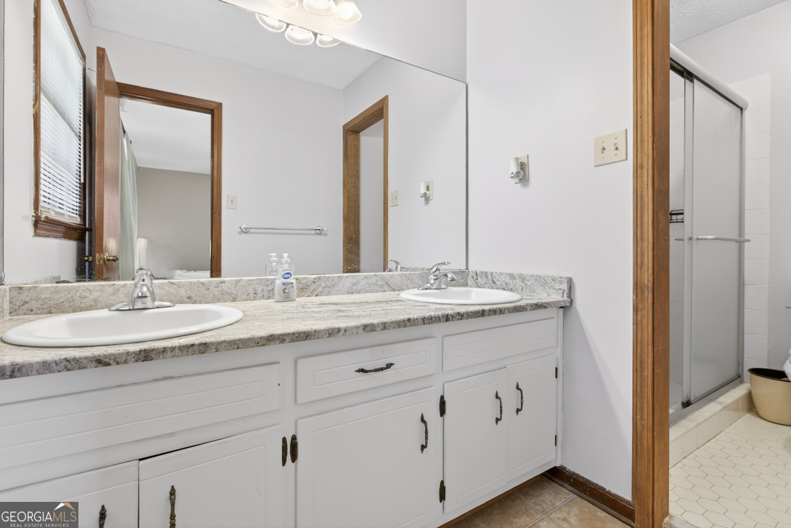 1177 Charlie Lane SW Lilburn GA 30047