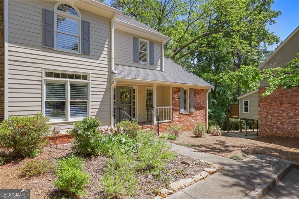 216 Riverview Trail Roswell GA 30075
