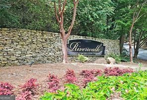 216 Riverview Trail Roswell GA 30075