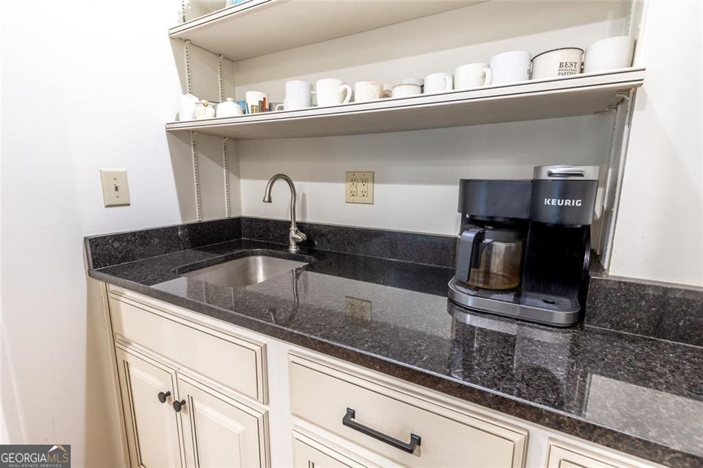 1231 Meadowmist Way SW Marietta GA 30064