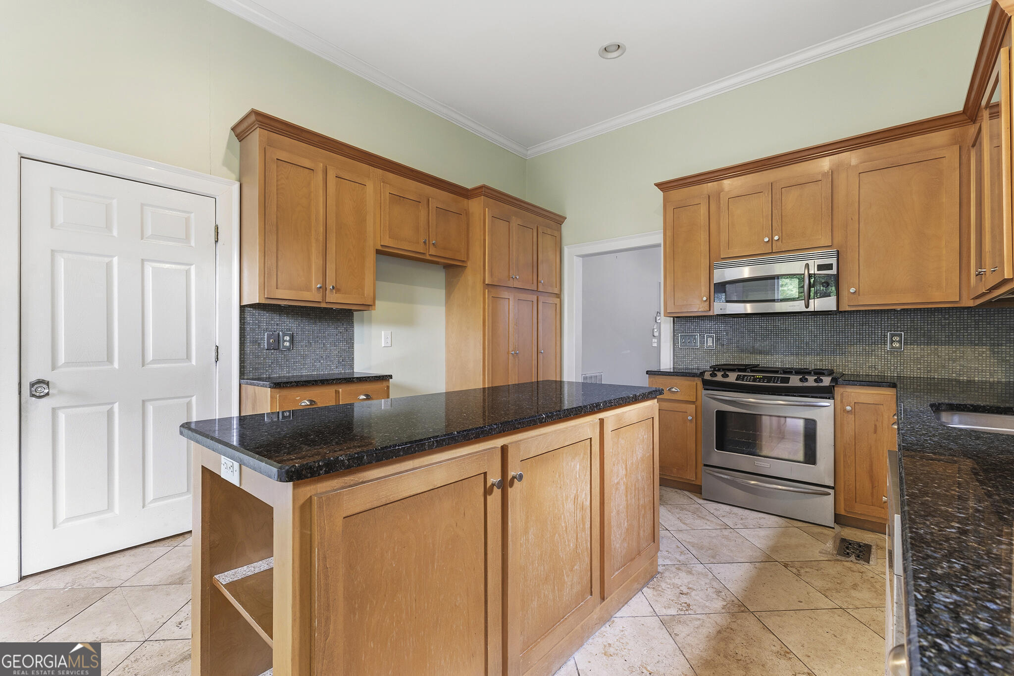 1469 Chestnut Street Macon GA 31201