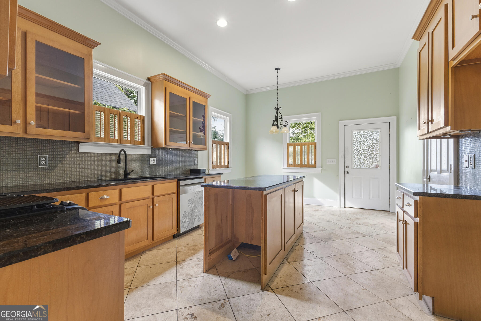 1469 Chestnut Street Macon GA 31201