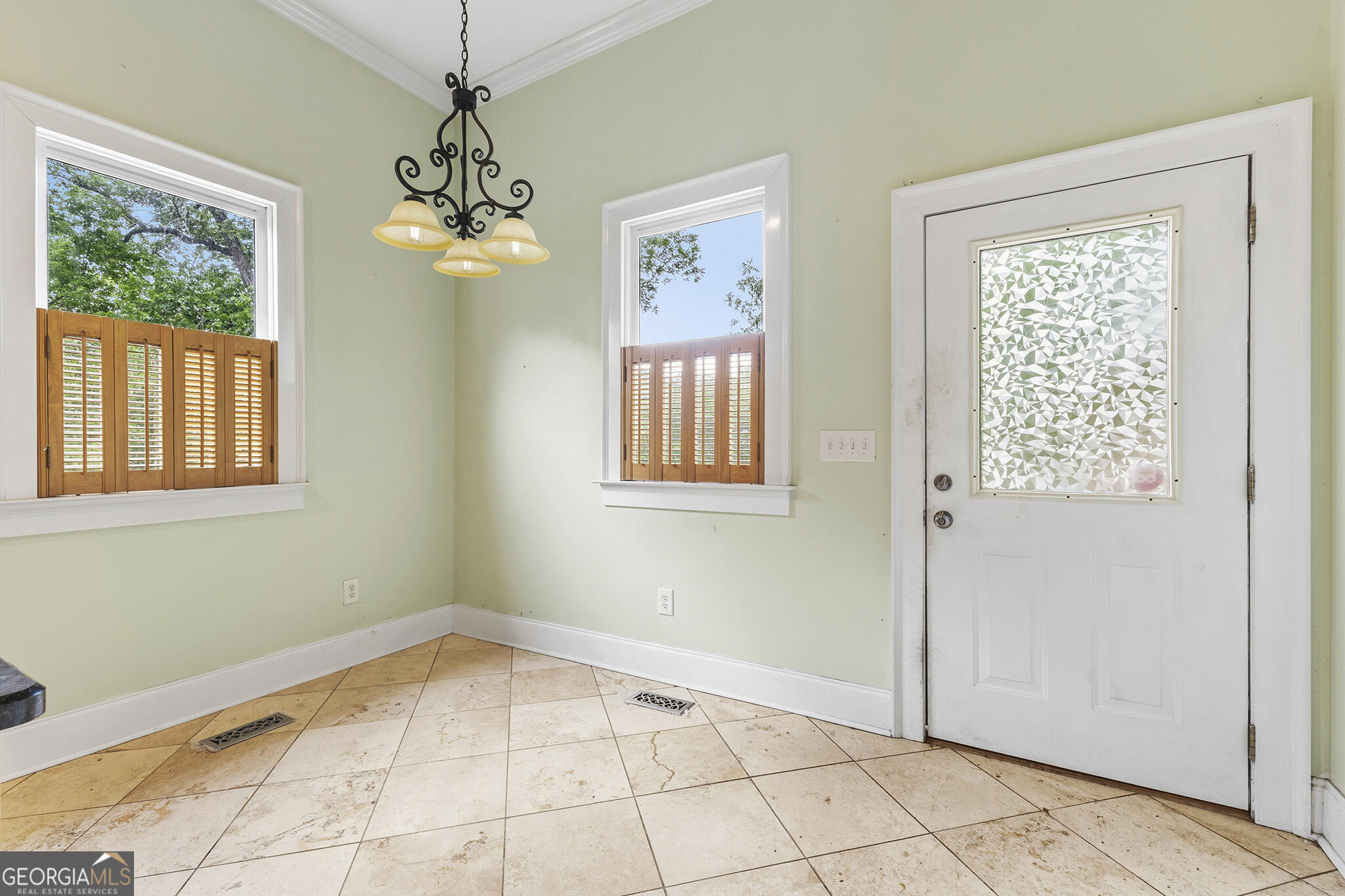 1469 Chestnut Street Macon GA 31201