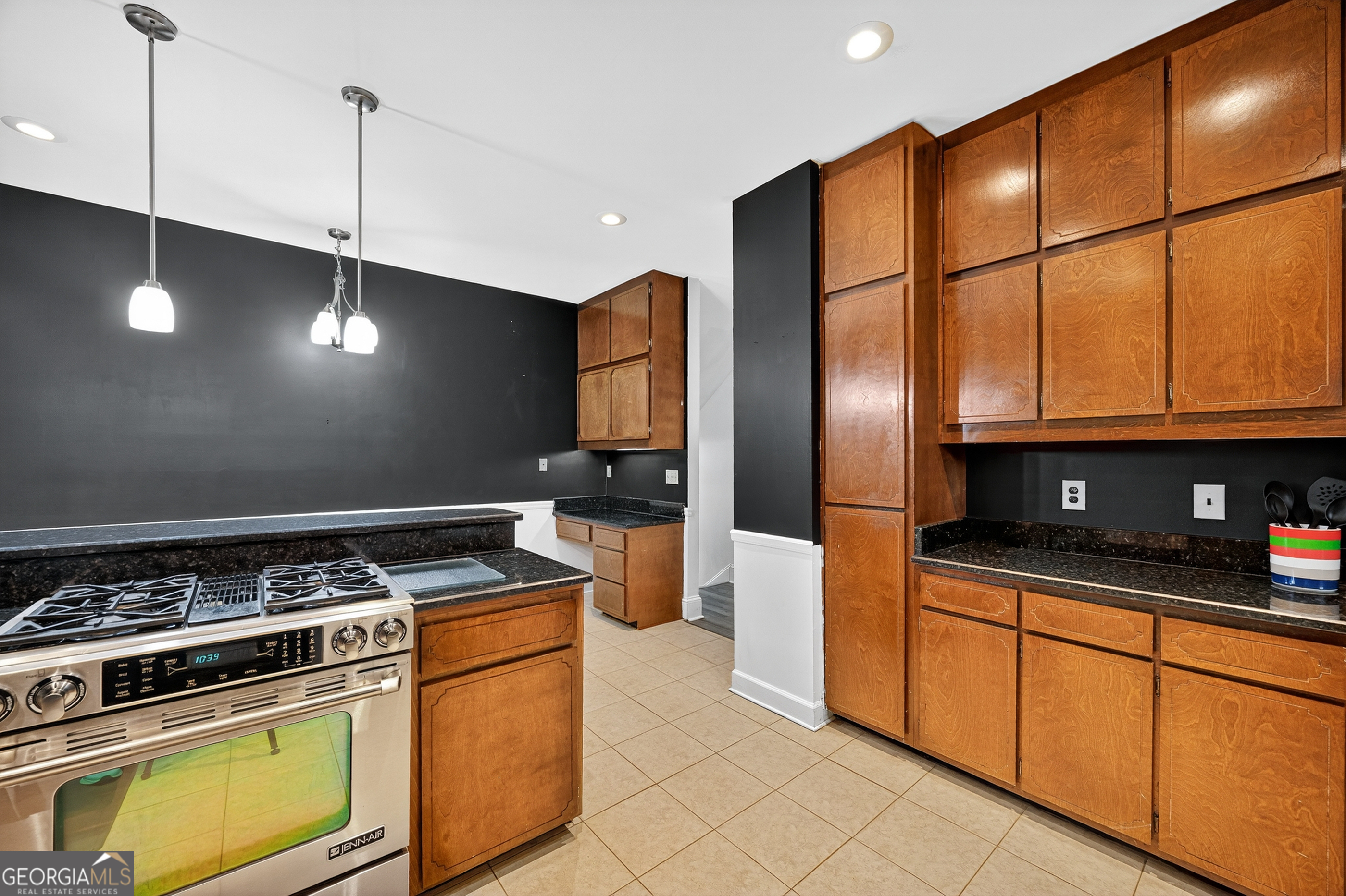 556 Commanche Place Macon GA 31210