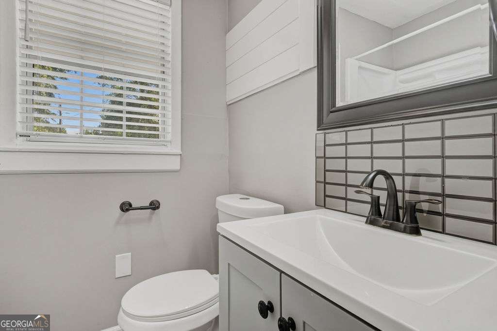 195 Royal Court Athens GA 30601