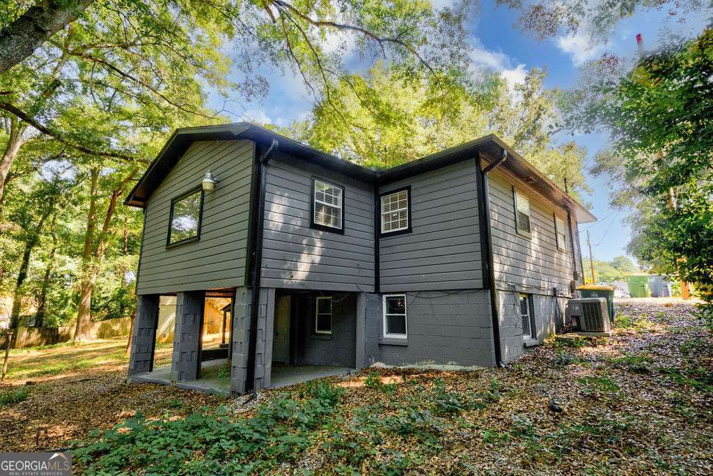 195 Royal Court Athens GA 30601