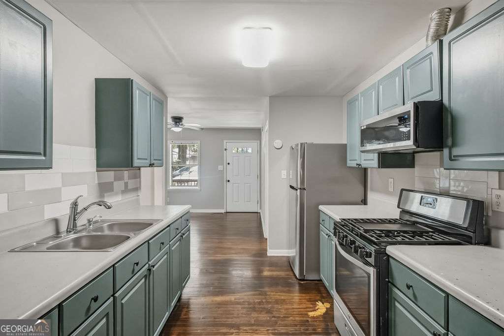 195 Royal Court Athens GA 30601