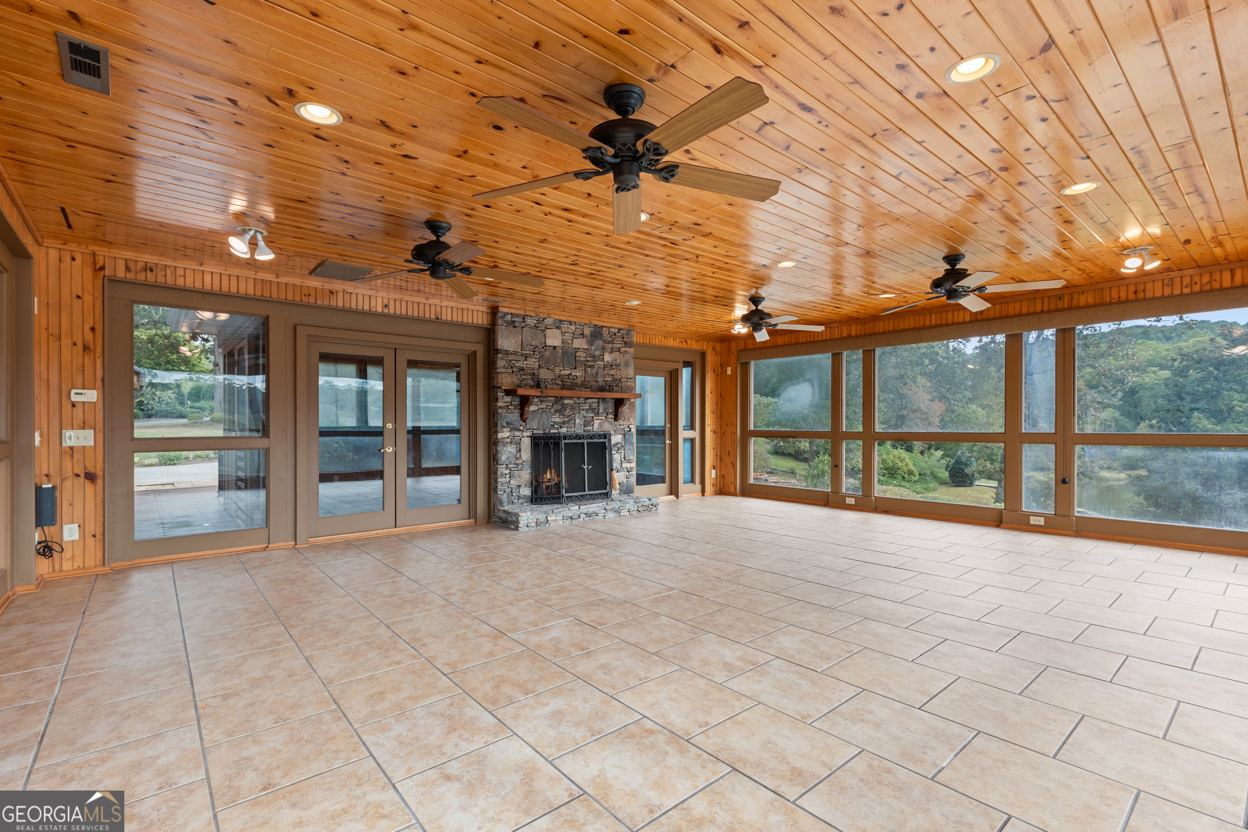 450 Rome Beauty Lane Clarkesville GA 30523