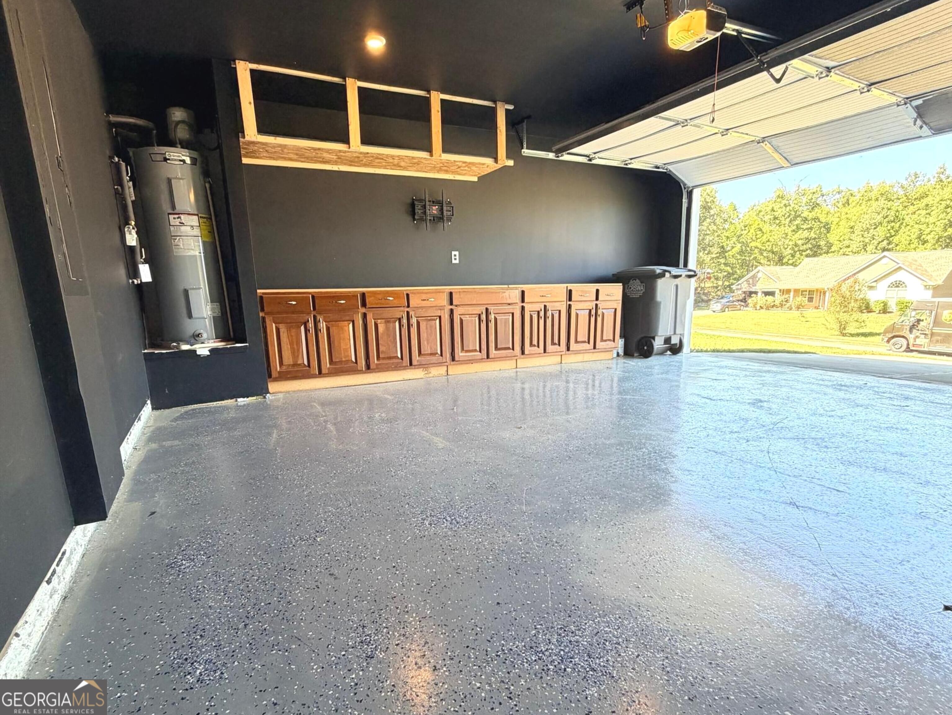 100 Red Oak Drive Barnesville GA 30204