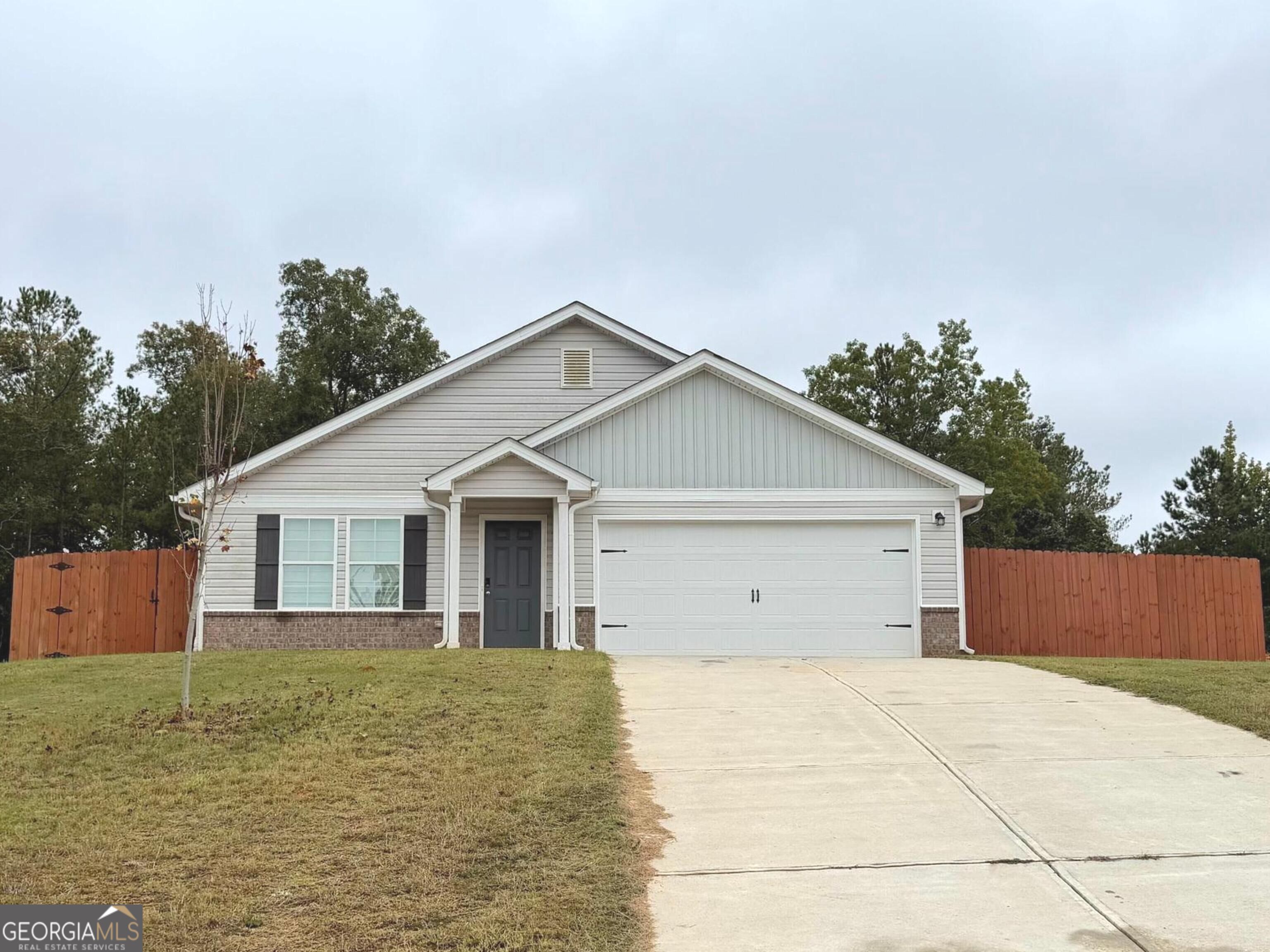 100 Red Oak Drive Barnesville GA 30204