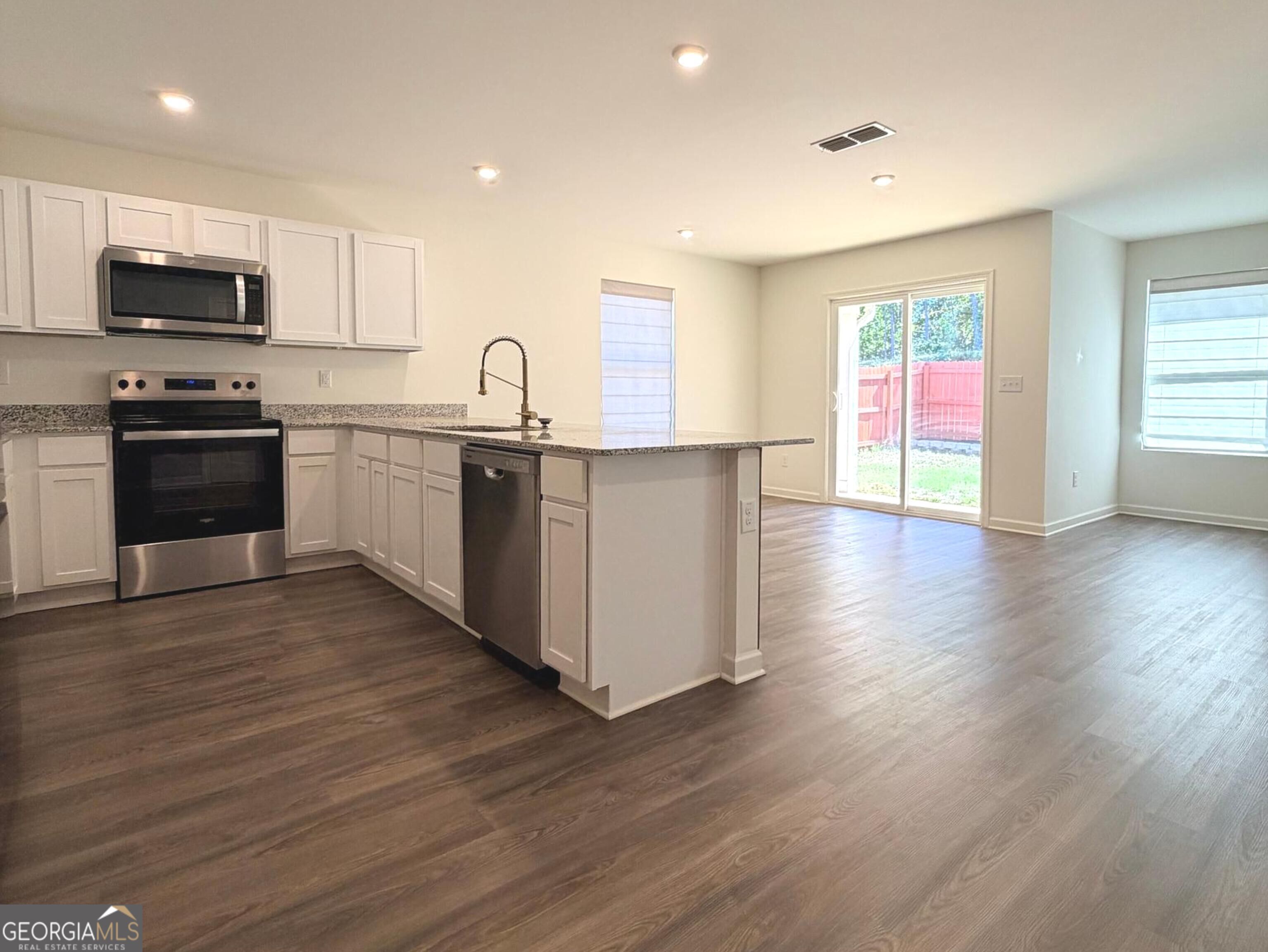 100 Red Oak Drive Barnesville GA 30204