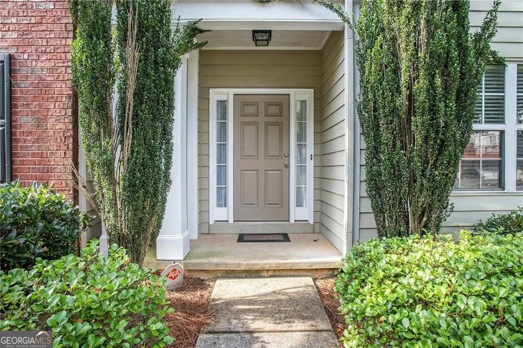 1427 Bay Overlook Drive Woodstock GA 30188