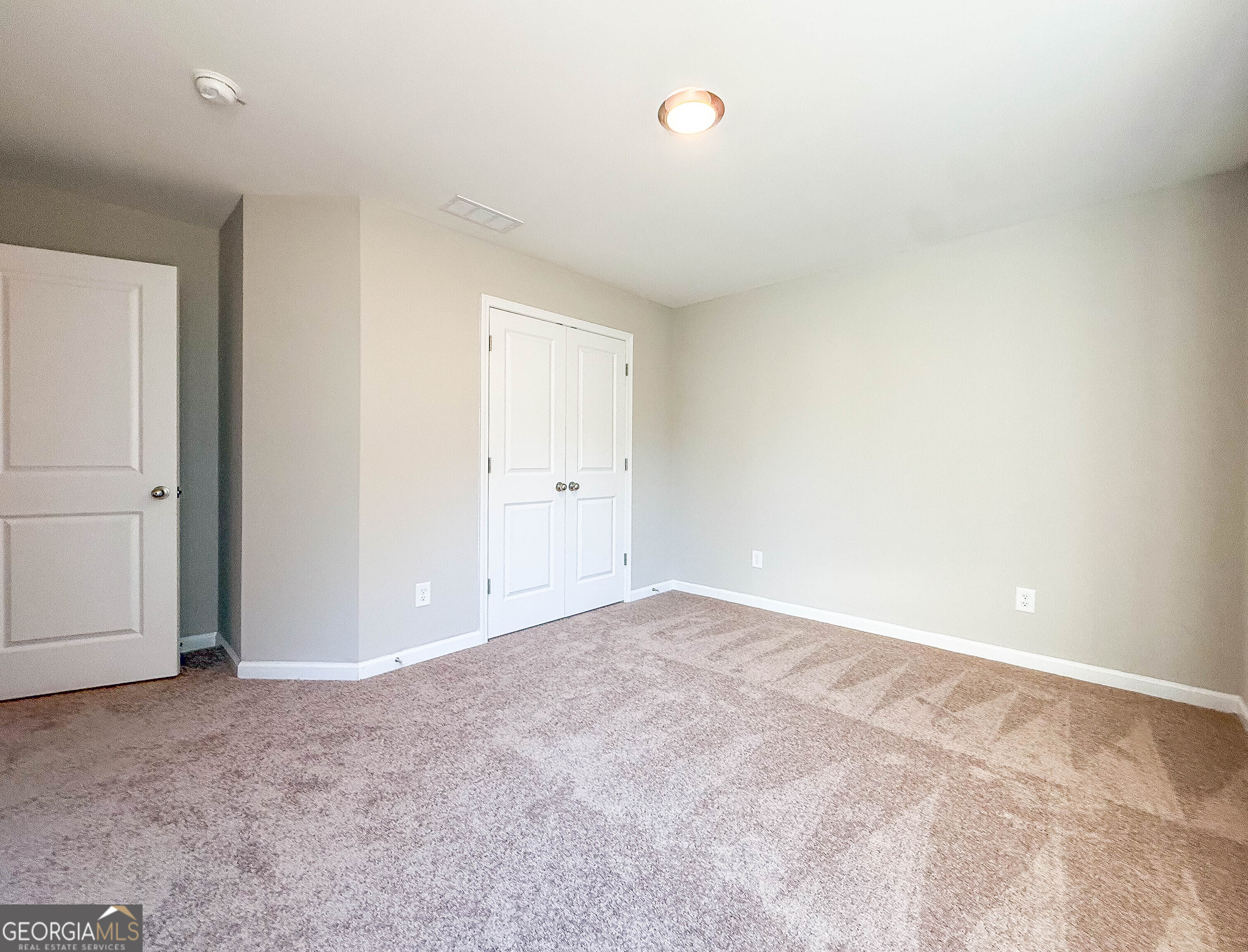 12 Saint Charles Place Grantville GA 30220