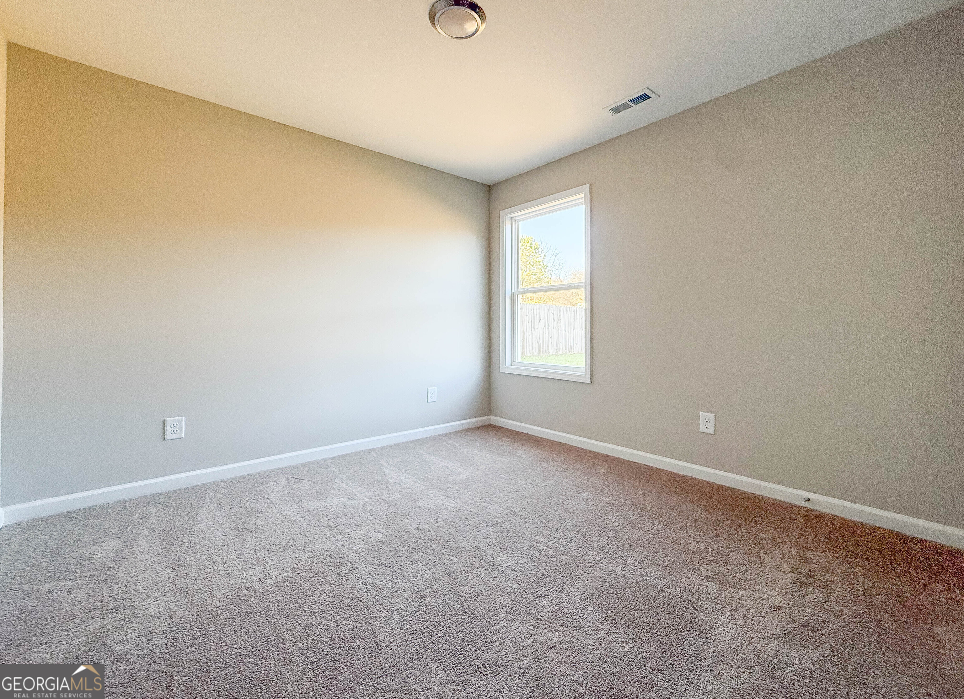 12 Saint Charles Place Grantville GA 30220