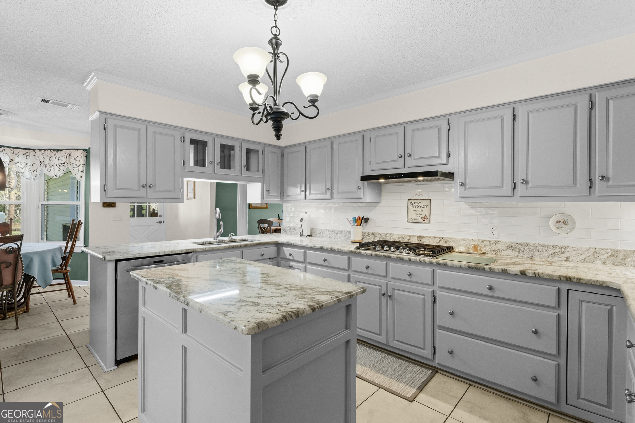 1569 Pond View Road Metter GA 30439