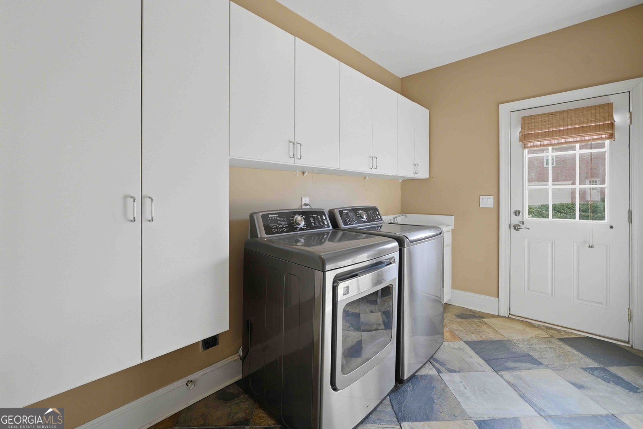 1105 Dapplefawn Court Alpharetta GA 30005