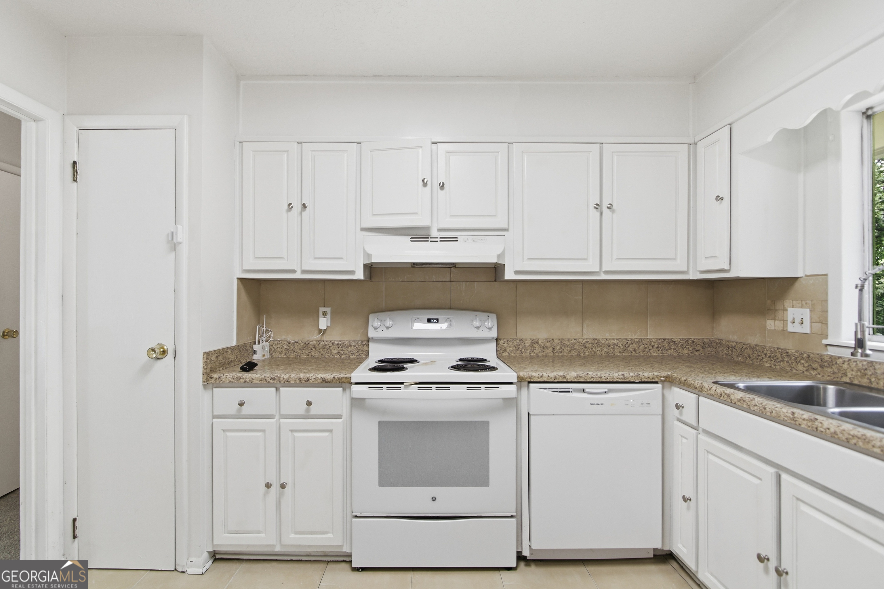 1446 Walnut Ridge Way Stone Mountain GA 30083