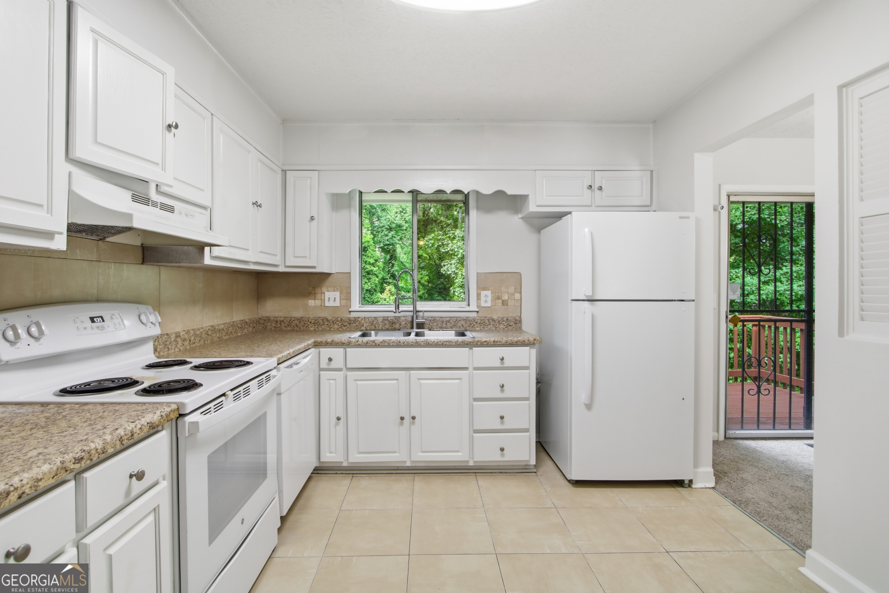 1446 Walnut Ridge Way Stone Mountain GA 30083