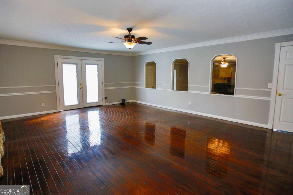 708 Miles Road Baxley GA 31513