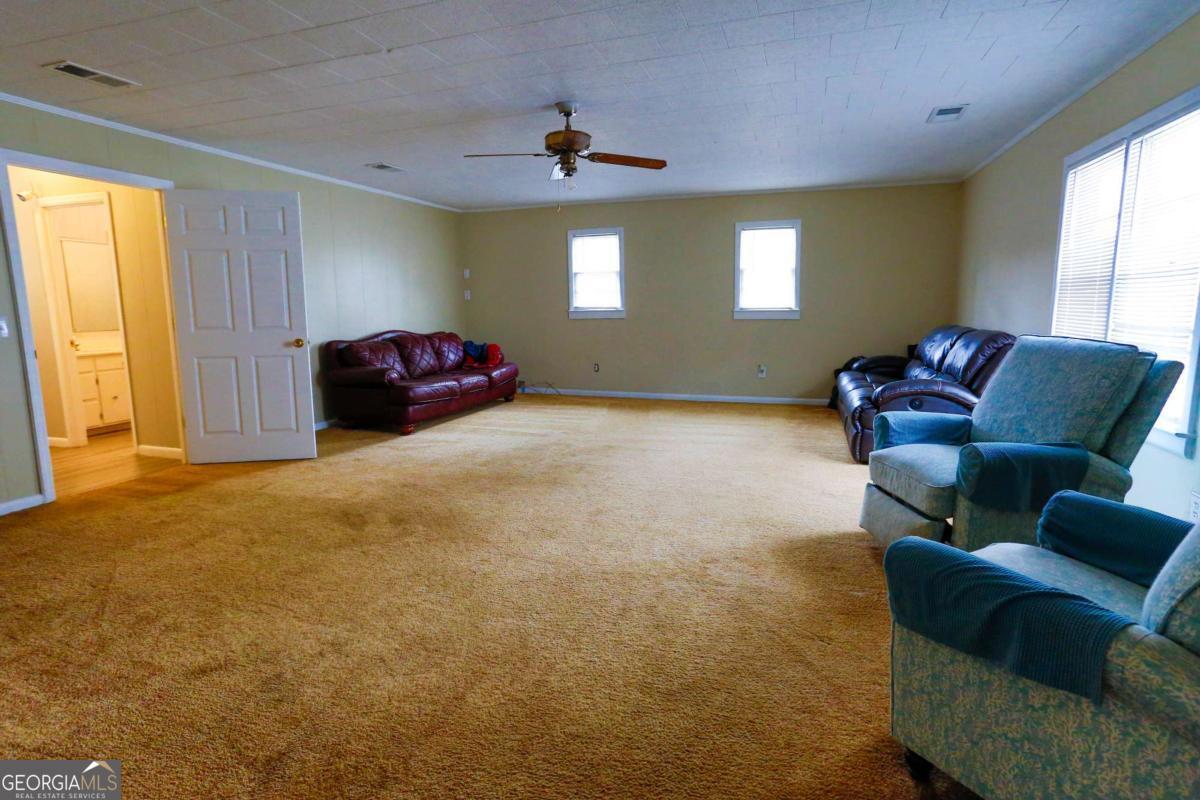 708 Miles Road Baxley GA 31513