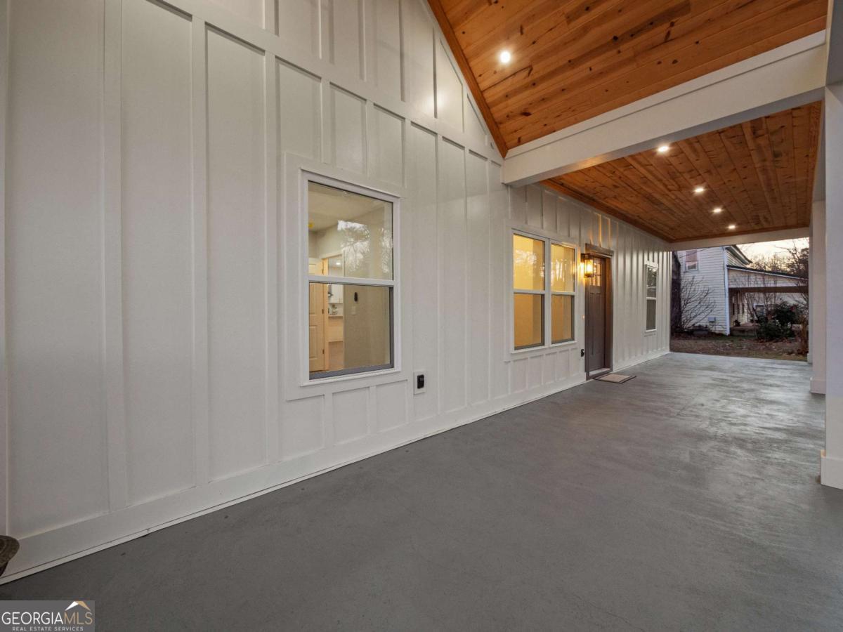 130 E Railroad Avenue Alto GA 30510