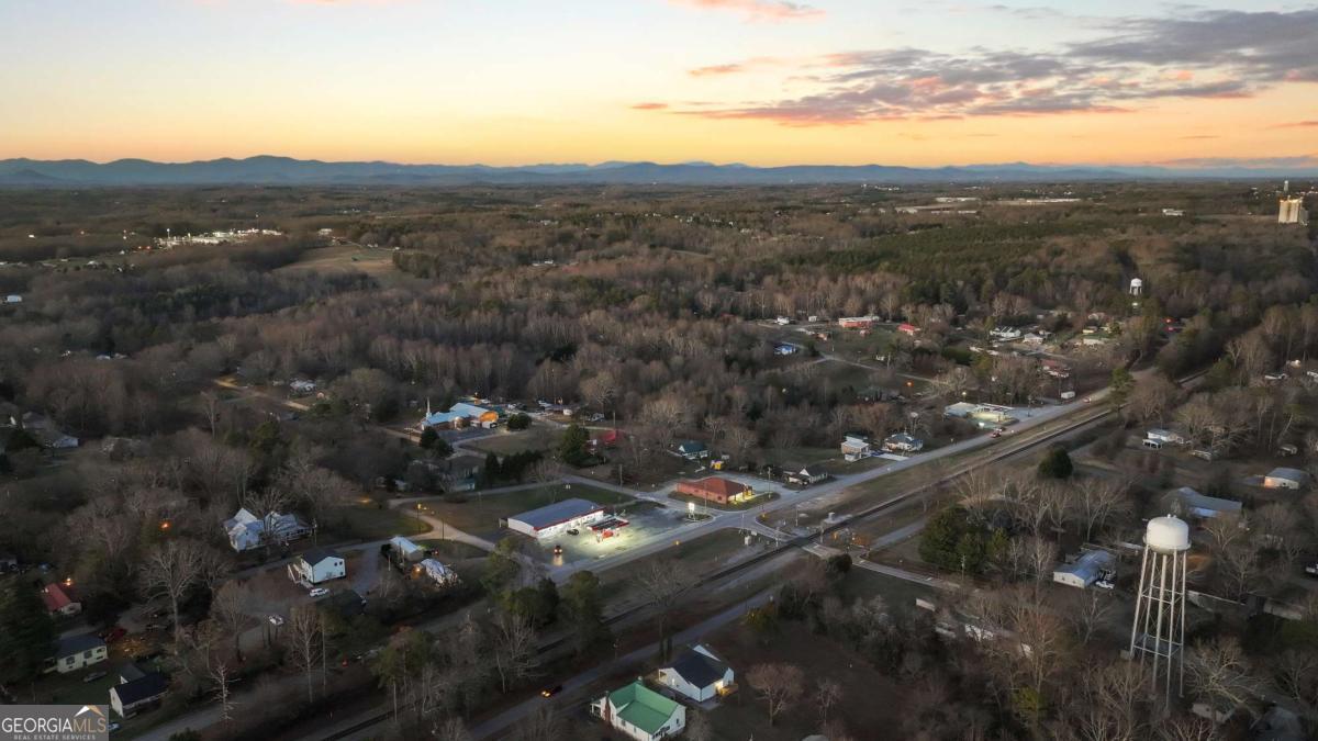 130 E Railroad Avenue Alto GA 30510
