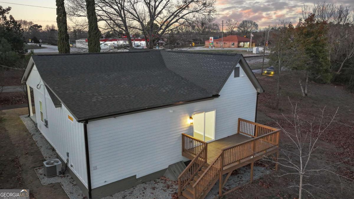 130 E Railroad Avenue Alto GA 30510